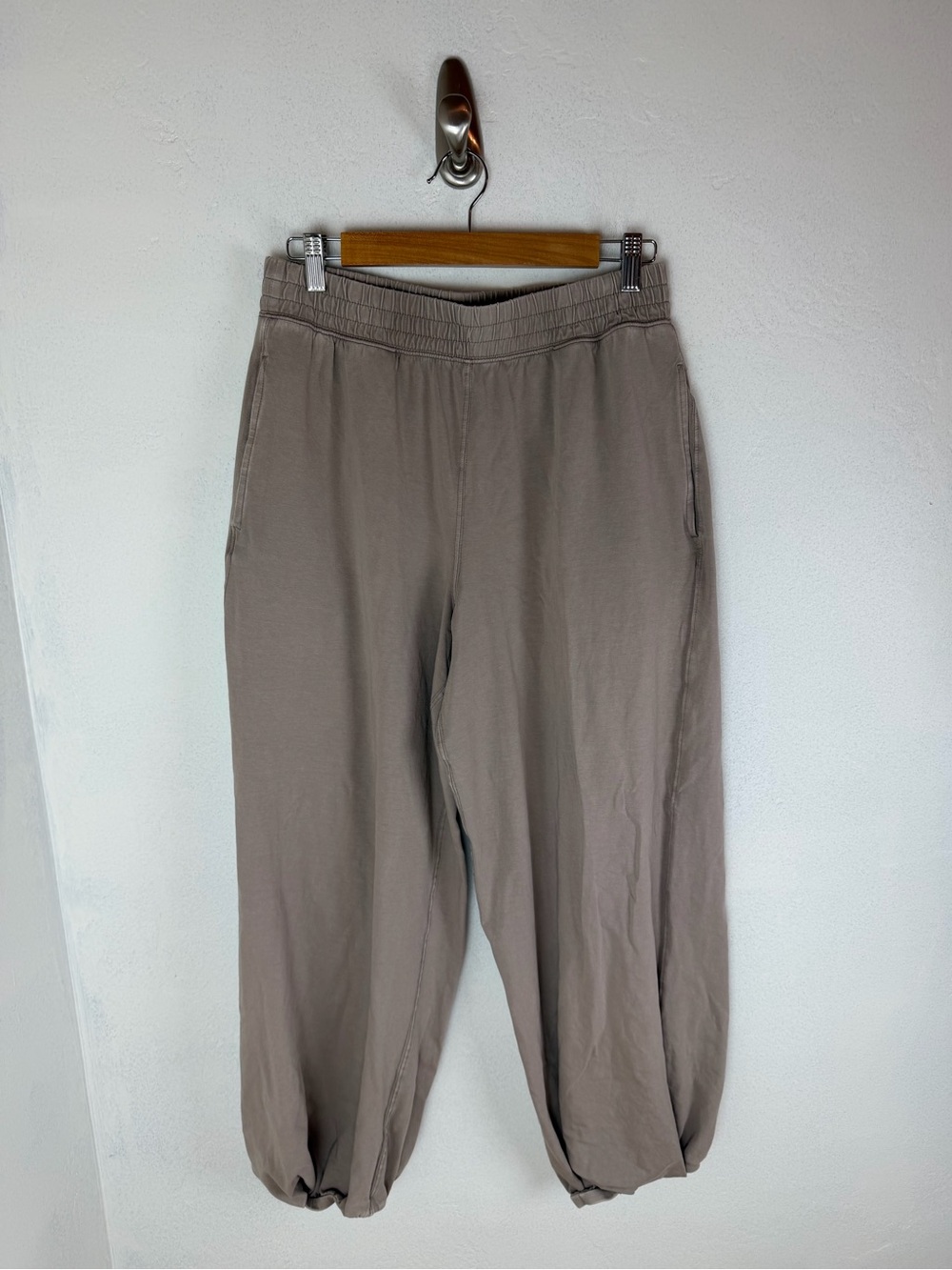 Free People Movement Balloon Sweat Bottoms Women’s Size Large